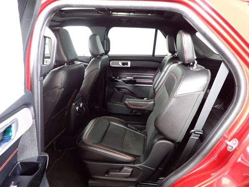 Used 2023 Ford Explorer ST-Line w/ Class IV Trailer Tow Package AWD/4WD image 36