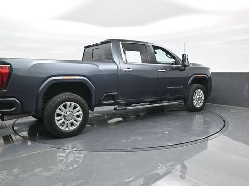 Used 2020 GMC Sierra 3500 Denali w/ Denali Ultimate Package AWD/4WD image 7