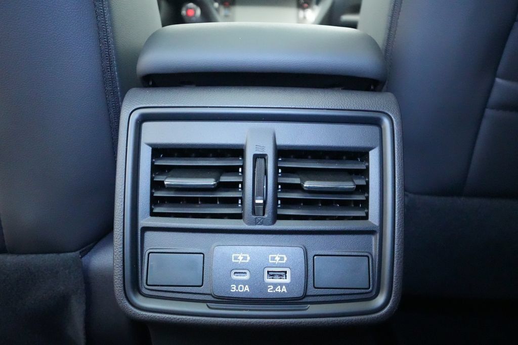 Used 2026 Subaru Forester Premium AWD/4WD image 24