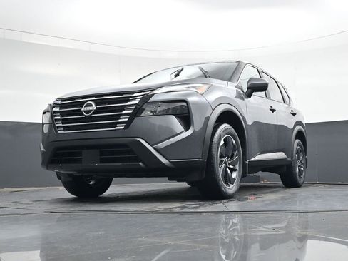 Certified 2026 Nissan Rogue SV w/ Cold Weather Package FWD image 44