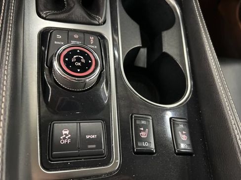 Used 2023 Nissan Maxima SL FWD image 19