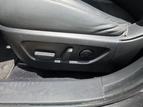 Used 2020 MAZDA CX-30 FWD w/ Preferred Package image 17