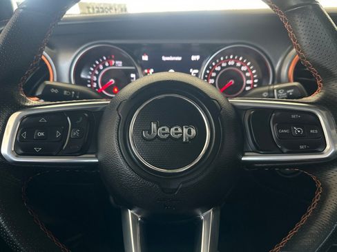 Used 2022 Jeep Gladiator Mojave w/ Trailer Tow Package AWD/4WD image 22
