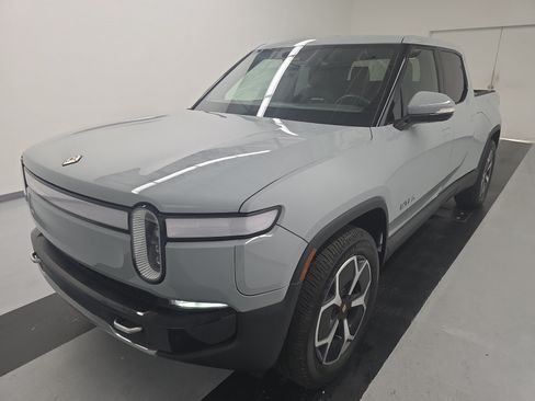 Used 2024 Rivian R1T Adventure AWD/4WD image 1