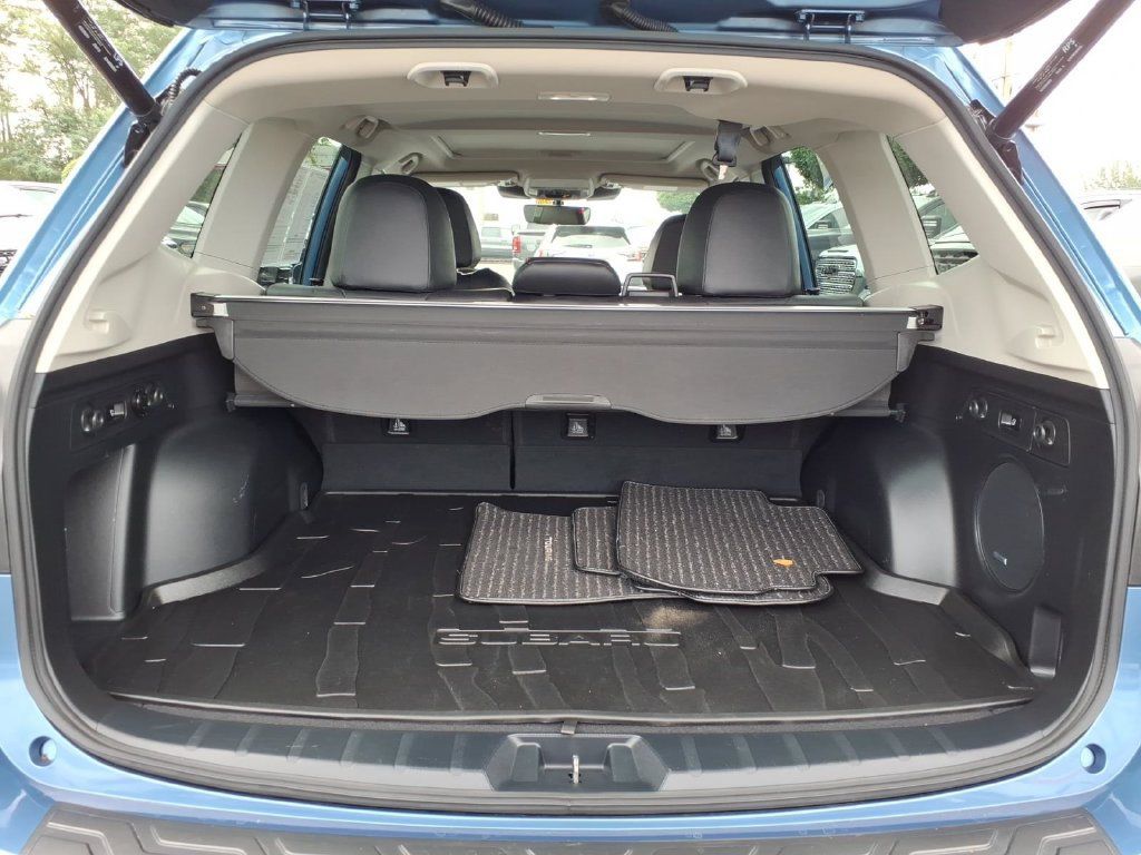 Certified 2023 Subaru Forester Touring AWD/4WD image 22