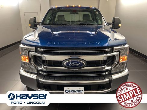 Used 2022 Ford F250 XLT image 2