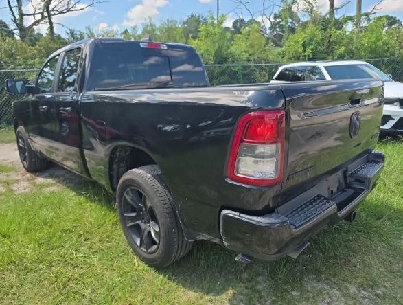 Used 2022 RAM 1500 Big Horn AWD/4WD image 3