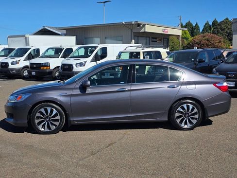 Used 2015 Honda Accord Touring image 6