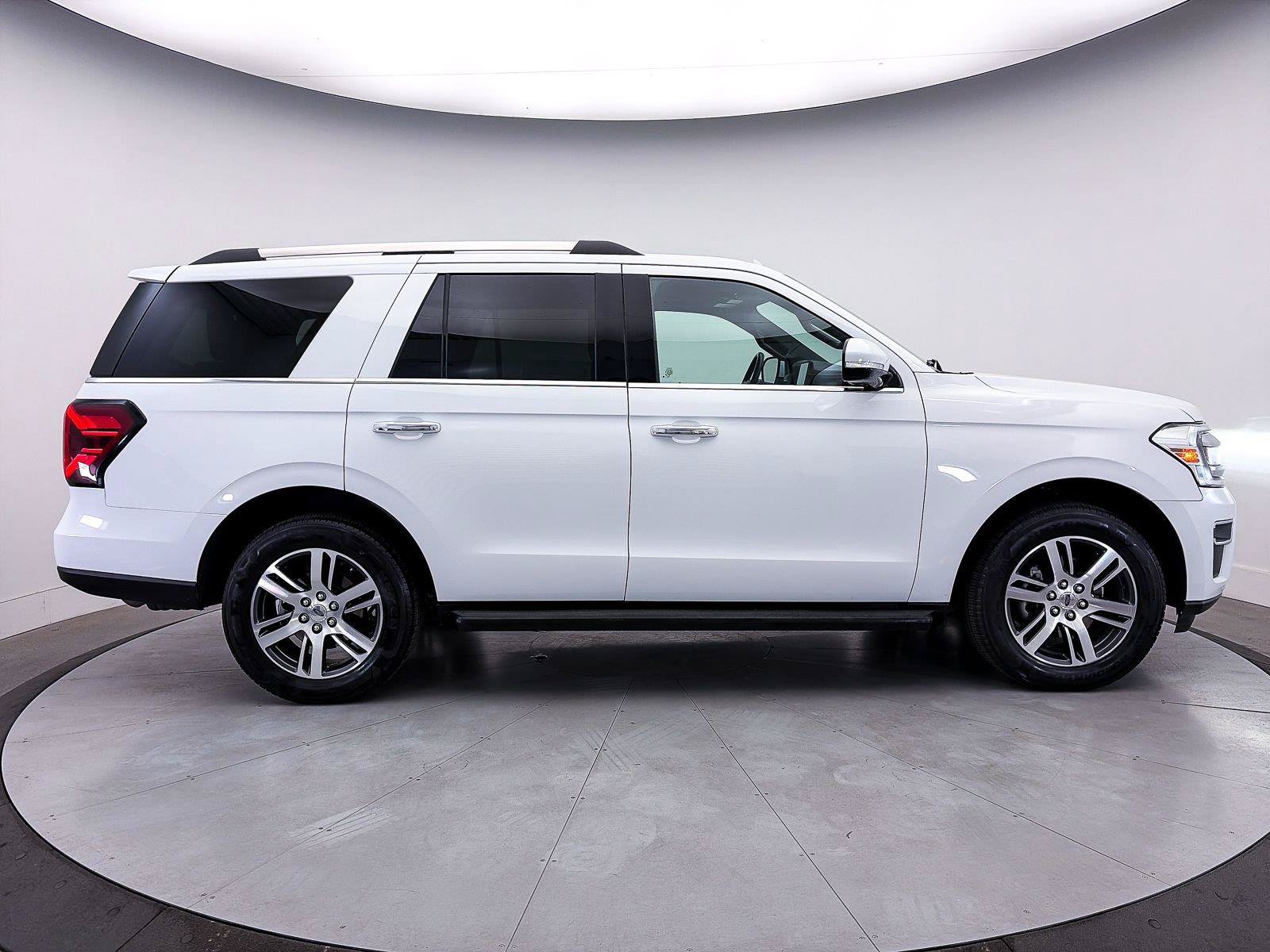 Used 2024 Ford Expedition Limited AWD/4WD image 42