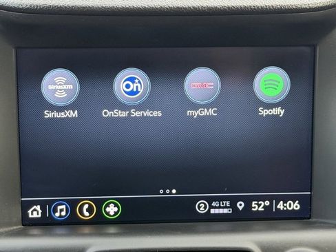 Used 2022 GMC Terrain AT4 image 29