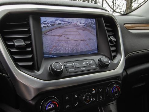 Used 2018 GMC Acadia SLE w/ Driver Alert Package I image 14