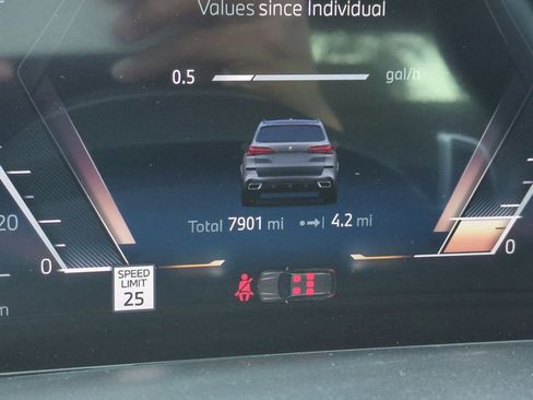 Certified 2026 BMW X5 xDrive40i w/ M Sport Package image 11