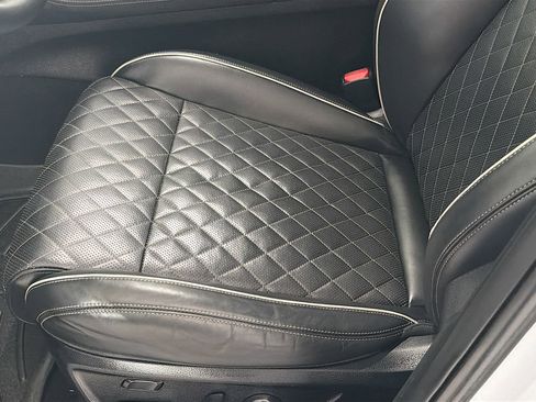 Used 2021 Genesis G70 3.3T w/ Sport Package RWD image 22