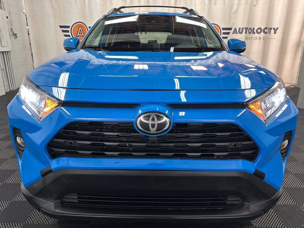 Used 2019 Toyota RAV4 Adventure AWD/4WD image 3