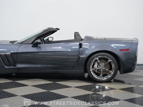 Used 2012 Chevrolet Corvette Grand Sport w/ 3LT Preferred Equipment Group RWD image 22