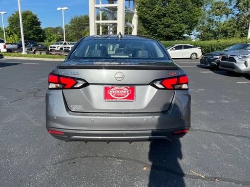 Used 2024 Nissan Versa SR FWD image 8