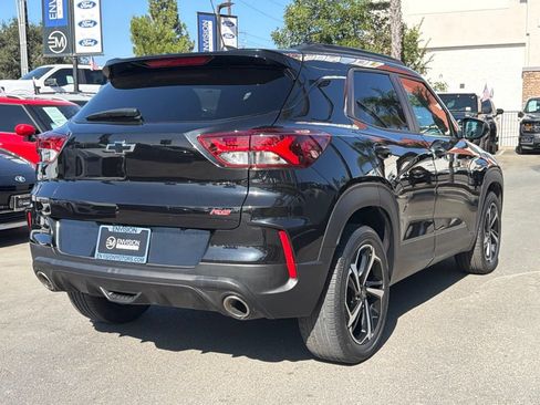 Used 2023 Chevrolet TrailBlazer RS FWD image 12