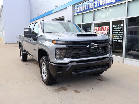 New 2026 Chevrolet Silverado 2500 W/T AWD/4WD image 2