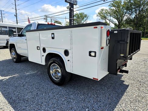 Used 2015 Chevrolet Silverado 3500 W/T image 3