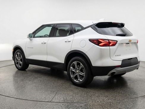 Used 2025 Chevrolet Blazer LT FWD image 6
