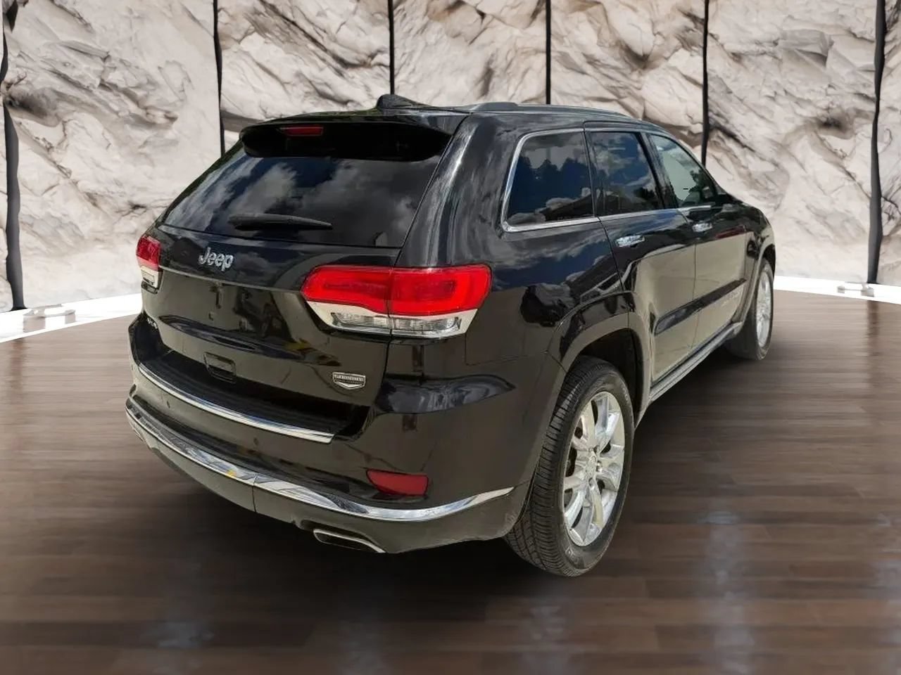 Used 2014 Jeep Grand Cherokee Summit AWD/4WD image 7
