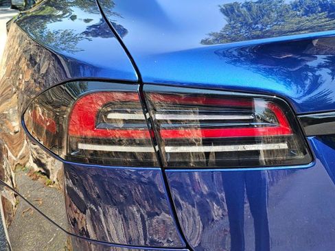 Used 2023 Tesla Model S AWD/4WD image 28