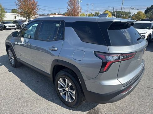 New 2026 Chevrolet Equinox LT w/ LPO, Floor Liner Package image 4