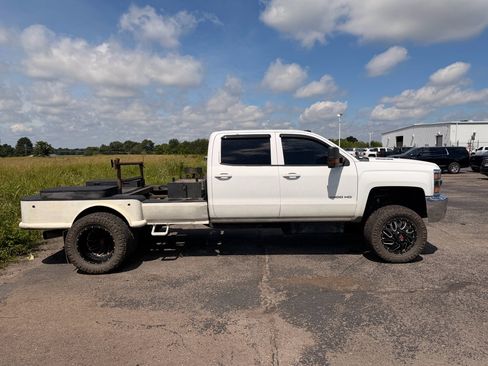 Used 2016 Chevrolet Silverado 3500 W/T w/ WT Convenience Package AWD/4WD image 1