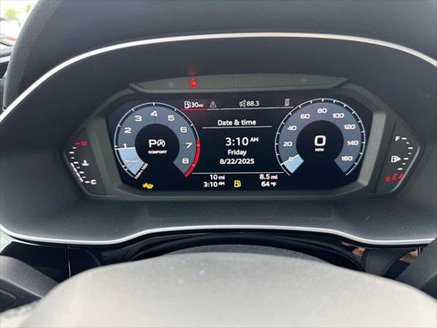 New 2025 Audi Q3 2.0T Premium image 24