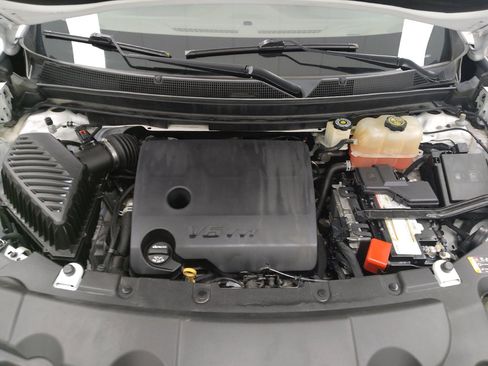 Used 2018 Chevrolet Traverse Premier w/ Driver Confidence II Package FWD image 30