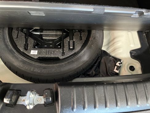 Used 2022 Kia Soul EX image 9