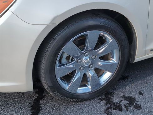 Used 2013 Buick LaCrosse Leather FWD image 10