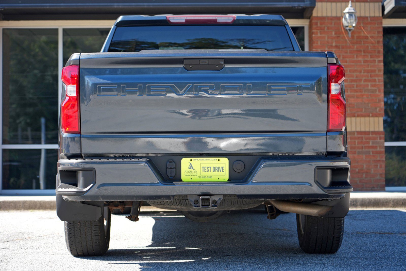 Used 2020 Chevrolet Silverado 1500 Custom w/ Custom Value Package AWD/4WD image 10