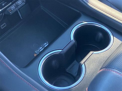 Used 2022 Chevrolet Suburban RST w/ Luxury Package image 19