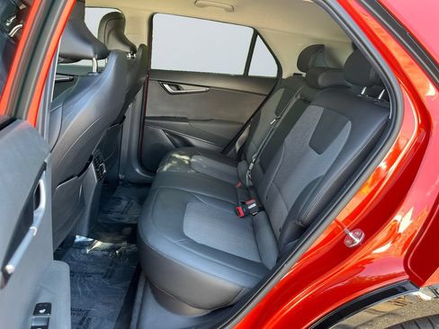 Used 2023 Kia Niro Wind w/ Wind Preserve Package FWD image 13