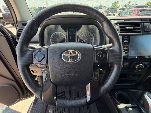 Used 2023 Toyota 4Runner TRD Off-Road Premium AWD/4WD image 16