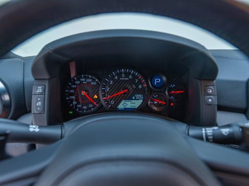 Used 2021 Nissan GT-R Premium AWD/4WD image 48