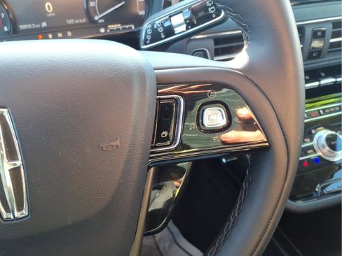 Used 2022 Lincoln Corsair FWD w/ Equipment Group 101A image 15