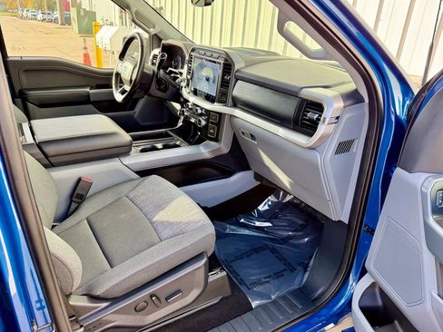 Certified 2022 Ford F150 XLT w/ Equipment Group 302A High image 19