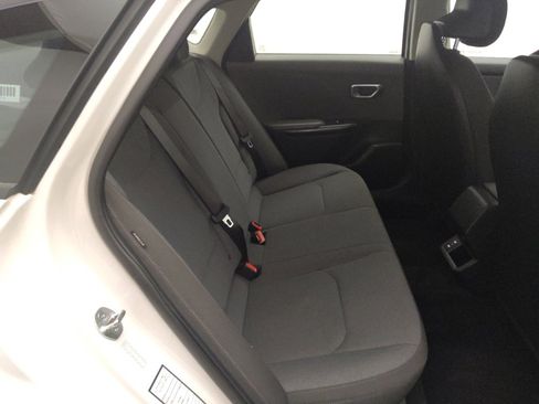 Used 2025 Kia K4 FWD image 19