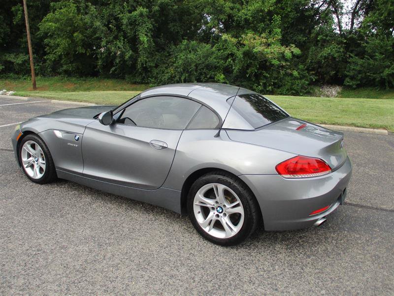 Used 2010 BMW Z4 sDrive35i RWD image 15