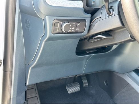 New 2025 Ford Maverick XLT w/ XLT Luxury Package image 34