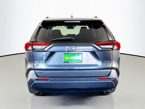 Used 2021 Toyota RAV4 XLE image 8