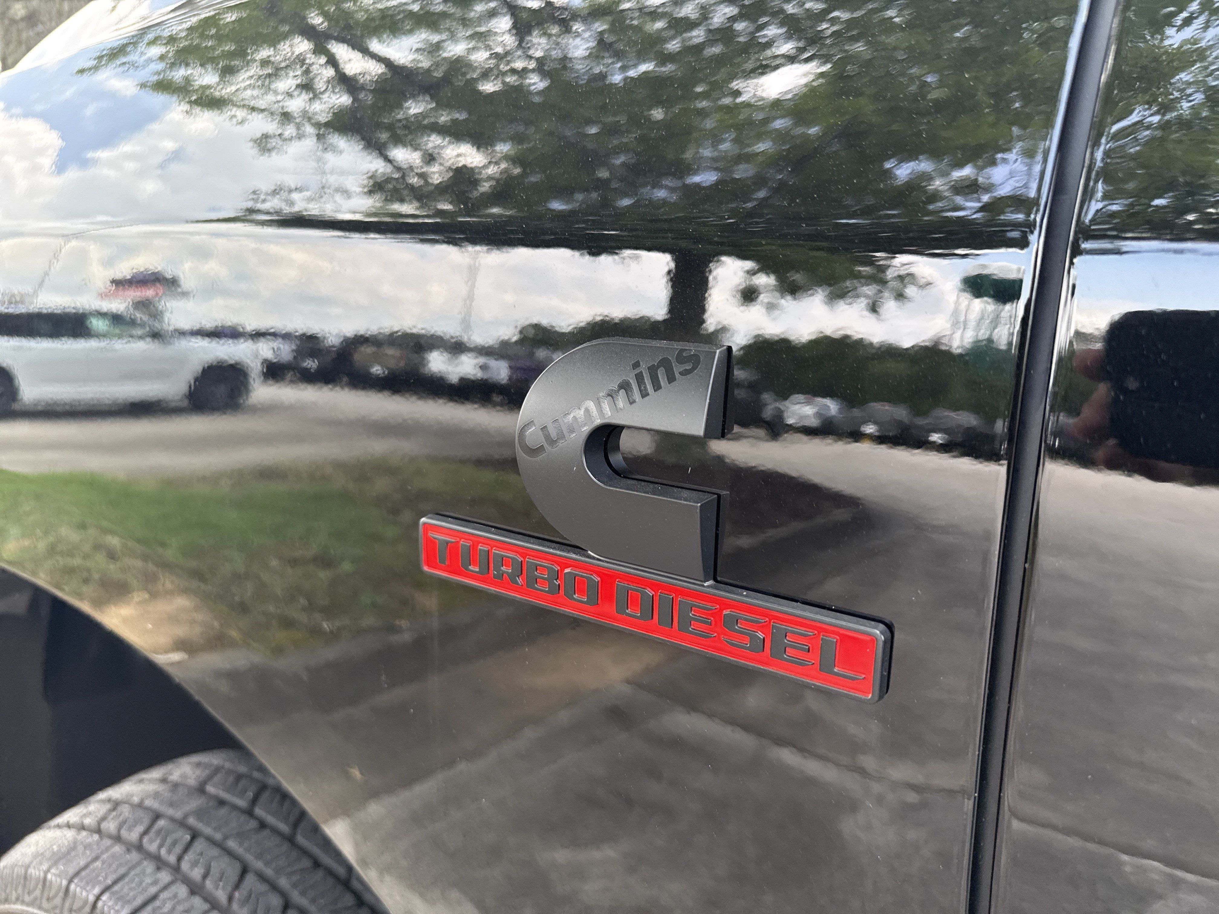 New 2026 RAM 3500 Laramie AWD/4WD image 11