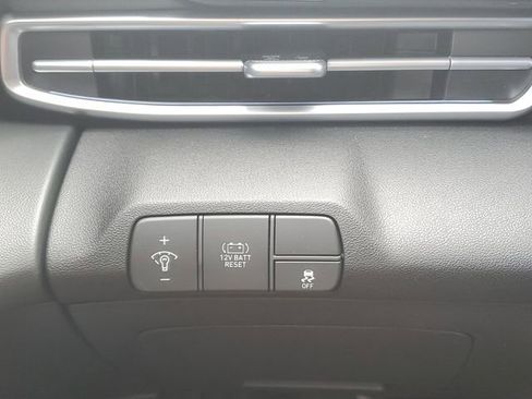 New 2026 Hyundai Elantra Limited image 21