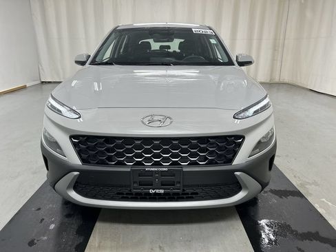 Used 2023 Hyundai Kona SE AWD/4WD image 3