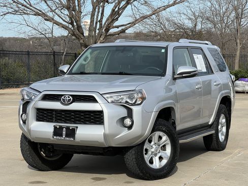 Used 2016 Toyota 4Runner SR5 Premium image 1