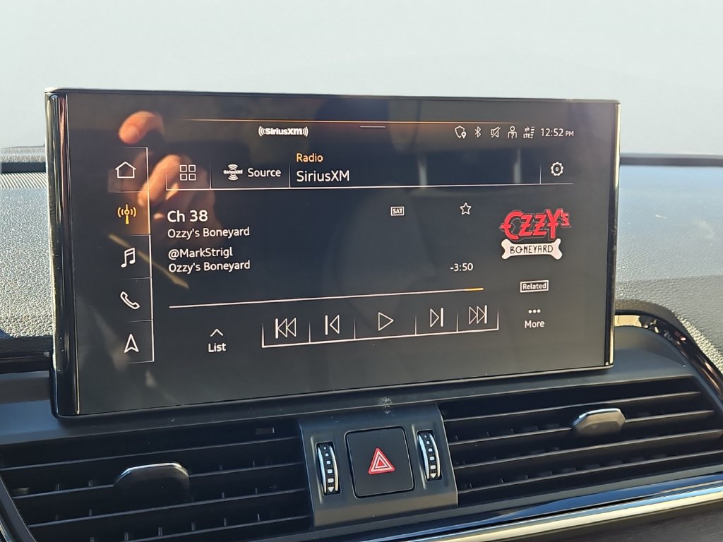 Certified 2023 Audi Q5 2.0T Premium Plus AWD/4WD image 32