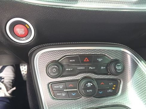 Used 2017 Dodge Challenger SRT Hellcat RWD image 16