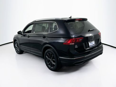 Used 2023 Volkswagen Tiguan SE AWD/4WD image 7